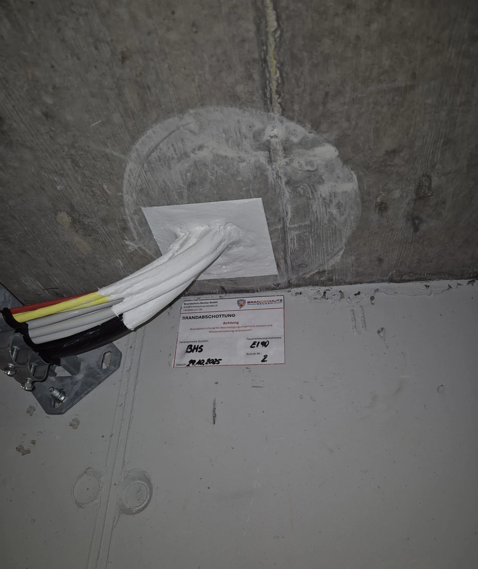 Mehr über den Artikel erfahren Brandabschottung